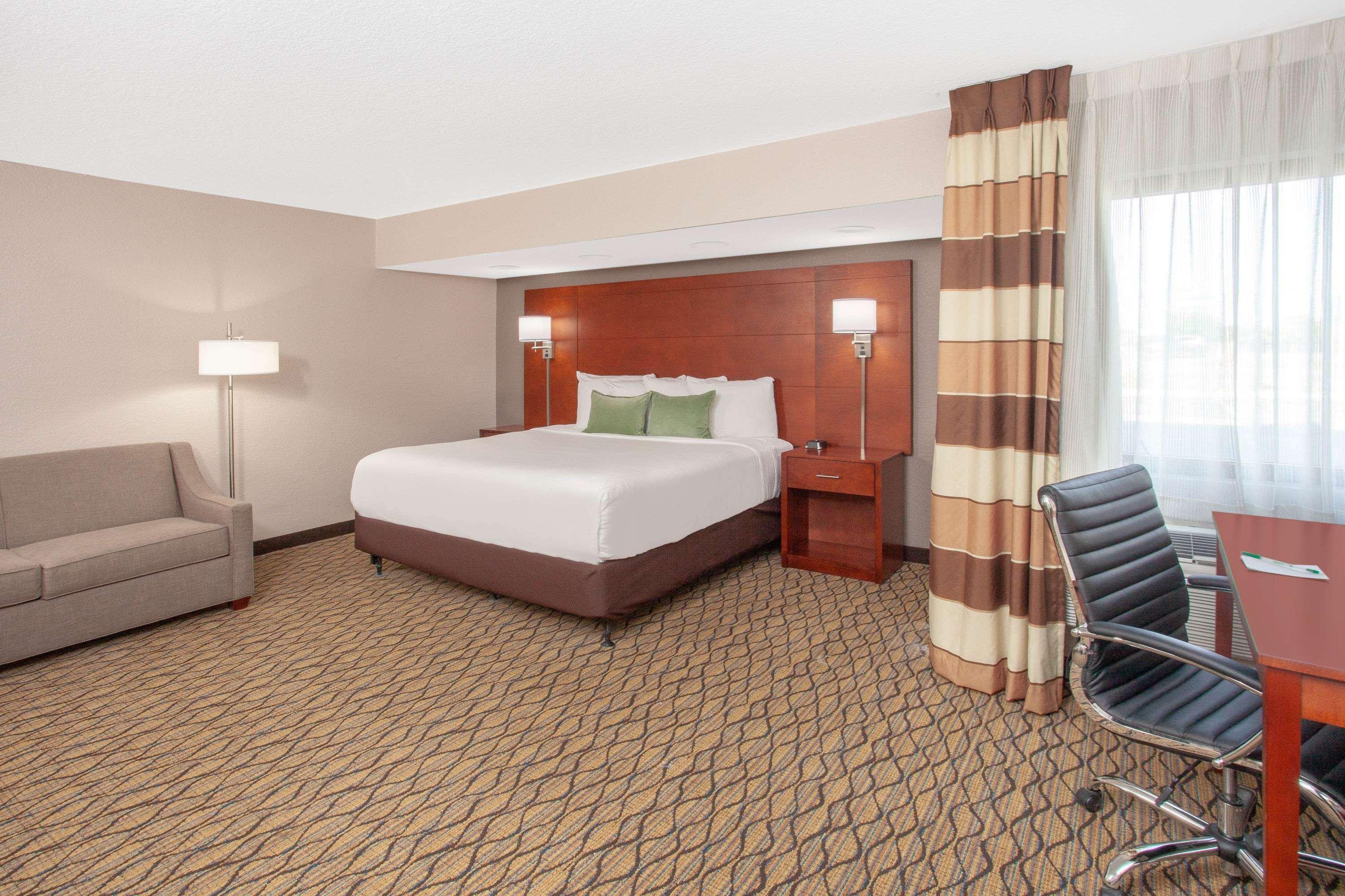 Wyndham Garden Fort Wayne Extérieur photo