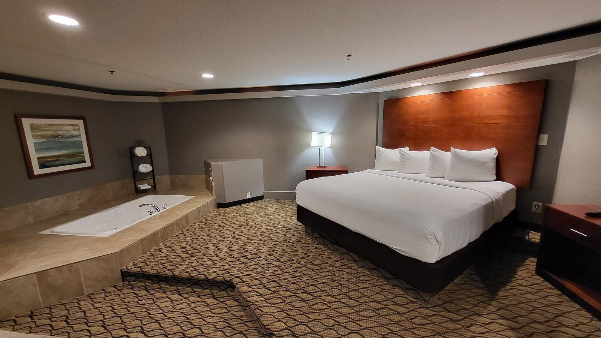 Wyndham Garden Fort Wayne Extérieur photo