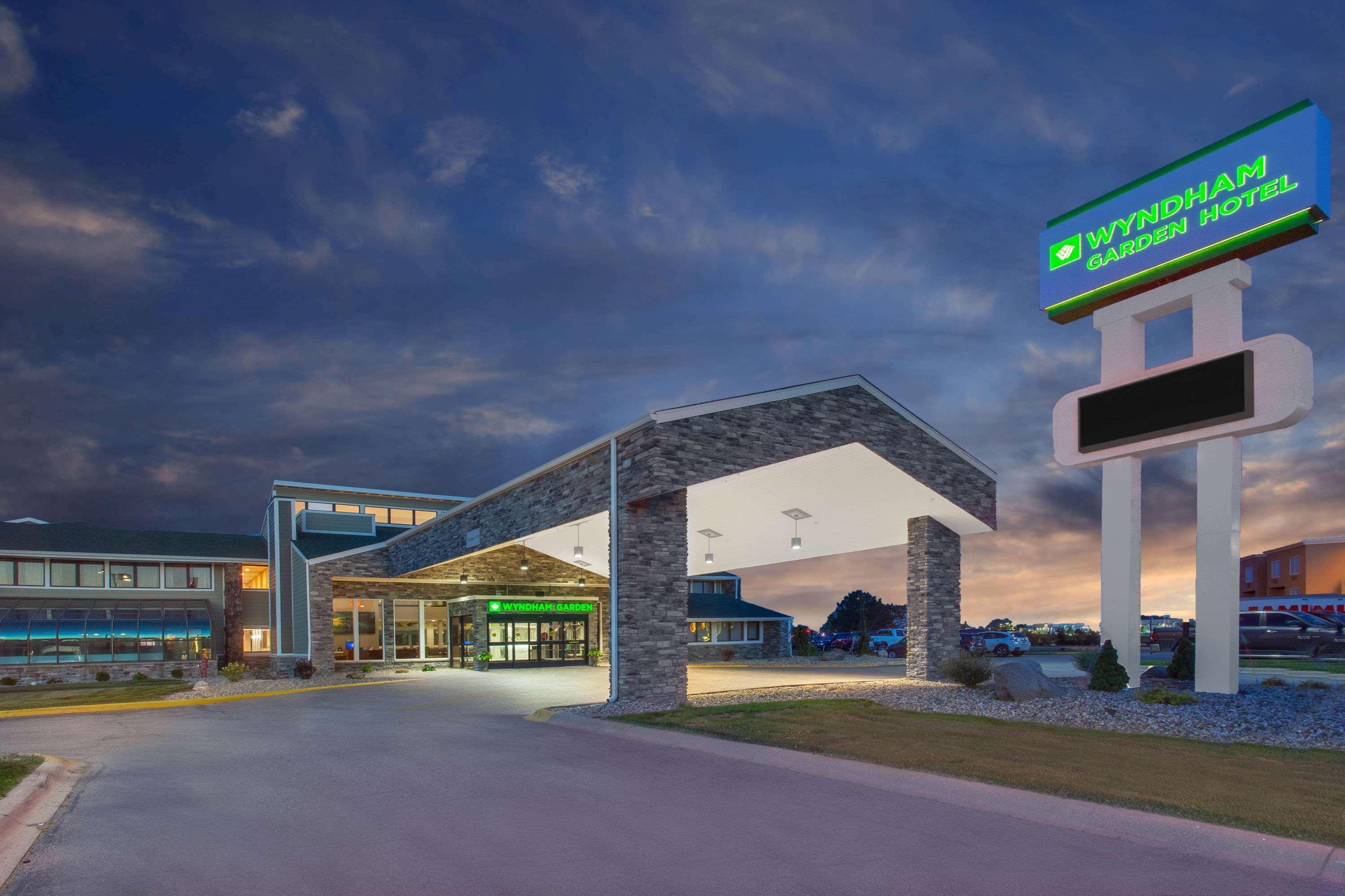 Wyndham Garden Fort Wayne Extérieur photo